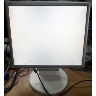 Монитор 17" TFT Nec MultiSync LCD175VXM+ бело-серебристый (Мурманск)